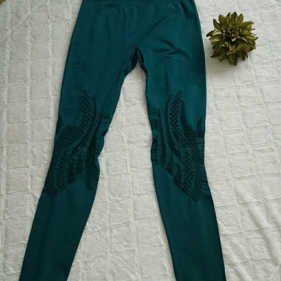 Fabletics Pants - Fabletics leggings. Pretty details!
